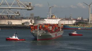 Link to Video | shipping container, sea, North Sea, container ship, logistics, port settlement, Rotterdam, material flow, port, Netherlands, container shipping, World Ocean, transport, Atlantic Ocean