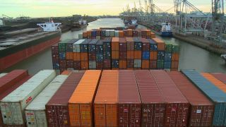 Link to Video | shipping container, sea, North Sea, container ship, logistics, port settlement, Rotterdam, material flow, port, Netherlands, container shipping, World Ocean, transport, Atlantic Ocean