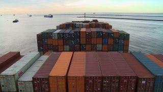 Link to Video | shipping container, sea, North Sea, container ship, logistics, port settlement, Rotterdam, material flow, port, Netherlands, container shipping, World Ocean, transport, Atlantic Ocean