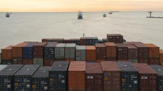 Link to Video | shipping container, sea, North Sea, container ship, logistics, port settlement, Rotterdam, material flow, port, Netherlands, container shipping, World Ocean, transport, Atlantic Ocean