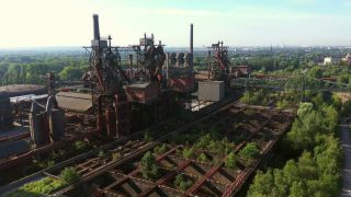 Link to Video | historic site, bird's-eye view, North Rhine-Westphalia, industrial heritage site, Rhine-Ruhr Metropolitan Region, Germany, cultural property, cultural heritage, park, heritage site, cultural environment in Norway, Europe, aerial shot, Landschaftspark Duisburg-Nord, tourist attraction, industrial sector