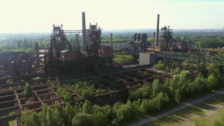 Link to Video | historic site, bird's-eye view, North Rhine-Westphalia, industrial heritage site, Rhine-Ruhr Metropolitan Region, Germany, cultural property, cultural heritage, park, heritage site, cultural environment in Norway, Europe, aerial shot, Landschaftspark Duisburg-Nord, tourist attraction, industrial sector