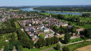 Link to Video | landscape, bird's-eye view, landscape element, Germany, Zons, landform, Western Europe, Dormagen, aerial shot, human settlement, city