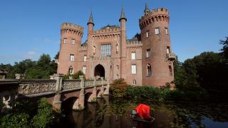 Link to Video | landscape, bird's-eye view, tourist destination, architecture, Schloss, Germany, Central Europe, Europe, aerial shot, tourist attraction, château, human-made geographic feature, architectural structure