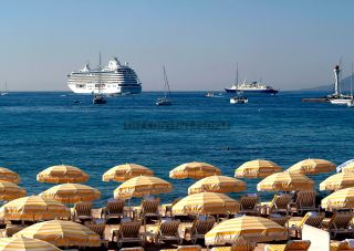 Link to Photo | tourist destination, Southern France, summer, France, Provence-Alpes-Côte d'Azur, French Riviera, color, 2019, region of France, Cannes, Europe, Mediterranean country, Mediterranean Basin