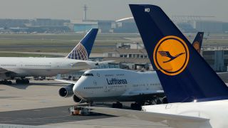 Link to Video | means of transport, Hesse, airport, Frankfurt am Main, Germany, airplane, environment, traffic, maneuvering area, aerodrome, Fraport, Jet, transport, environmental protection