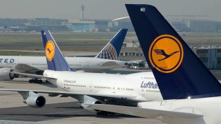 Link to Video | means of transport, Hesse, airport, Frankfurt am Main, Germany, airplane, environment, traffic, maneuvering area, aerodrome, Fraport, Jet, transport, environmental protection