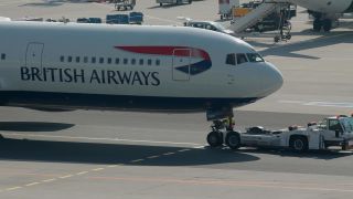 Link to Video | means of transport, Hesse, airport, Frankfurt am Main, Germany, airplane, environment, traffic, maneuvering area, aerodrome, Fraport, Jet, transport, environmental protection