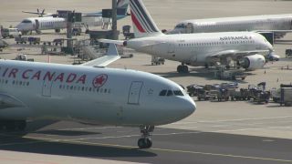 Link to Video | means of transport, Hesse, airport, Frankfurt am Main, Germany, airplane, environment, traffic, maneuvering area, aerodrome, Fraport, Jet, transport, environmental protection