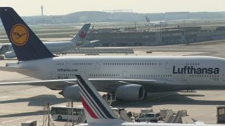 Link to Video | means of transport, Hesse, airport, Frankfurt am Main, Germany, airplane, environment, traffic, maneuvering area, aerodrome, Fraport, Jet, transport, environmental protection