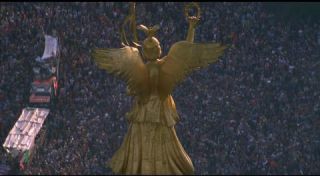 Link to Photo | occurrence, crowd, Love Parade, techno, Germany, screenshot, 1997, 1999, color, 35 mm film, July 12, Straße des 17. Juni, wide shot, Technoparade, 2K resolution, analog camera, capital city, queer, 35 Millimeter, photographic film, Berlin, Party (role-playing games), Berlin Babylon, documentary film