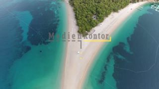 Link to Video | tourist destination, September, Adriatic Sea, 360° - Géo, sea, color, Croatia, island, 4K resolution, 2020, Mediterranean Sea, Mediterranean Basin, Brač