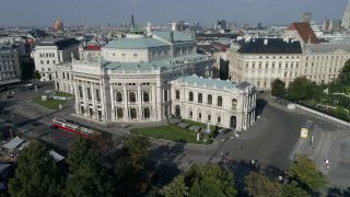 Link to Video | footage, big city, million city, Vienna, Federal State of Austria, metropolis, 4K resolution, 2019, federal capital, Innere Stadt, Western Europe, Burgtheater, Austria, Europe, Vienna Ring Road, aerial shot, capital city