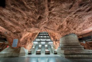 Link to Photo | Stockholm, Scandinavia, color, 2016, Stockholm Metro, Sweden, capital city, rapid transit, tourist attraction, art, metro station