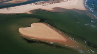 Link to Video | landscape, color, meditation, October, paid leave, 4K resolution, Algarve, Showreel, tourism region, relaxation, Portugal, compilation film, Europe, aerial shot, 2023, tourist attraction, tourism destination