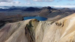 Link zum Video | Landschaft, JMW, Tourismusziel, Island, Farbe, 4K, 2019, Nordeuropa, Luftaufnahme