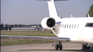 Link to Video | business jet, aircraft, airport, economy, Full High Definition, business activity, business travel, jet aircraft, color, passenger, daytime, business tourism