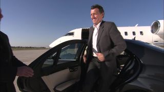 Link to Video | business jet, aircraft, airport, economy, Full High Definition, business activity, business travel, jet aircraft, color, passenger, daytime, business tourism