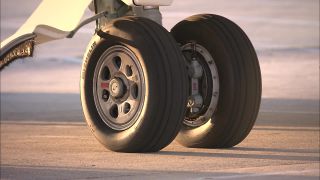 Link to Video | business jet, aircraft, airport, economy, Full High Definition, business activity, business travel, jet aircraft, color, passenger, daytime, business tourism