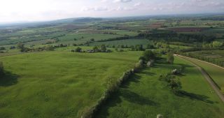 Link to Video | landscape, United Kingdom, rural area, England, color, Cornwall, Great Britain, 4K resolution, 2019, aerial shot, Landskab / Landscape
