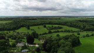 Link to Video | landscape, United Kingdom, rural area, England, color, Cornwall, Great Britain, 4K resolution, 2019, aerial shot, Landskab / Landscape