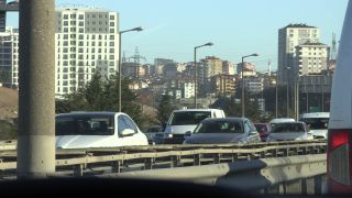 Link zum Video | Personenkraftwagen, Großstadt, Individualverkehr, Verkehr, Full High Definition, Metropole, Farbe, 2016, Istanbul, Türkei, Verkehr