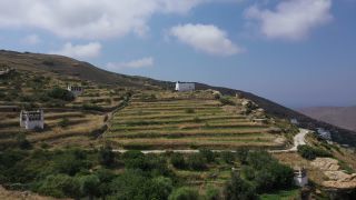 Link zum Video | Vogelperspektive, Footage, Tinos, Farbe, Insel, 4K, 2020, Ägäisches Meer, Griechenland, Europa, Luftaufnahme, Mittelmeer