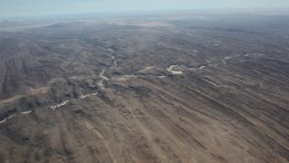 Link to Video | Namibia, Africa, Full High Definition, airplane, color, Cessna 172 Skyhawk, Cessna aircraft