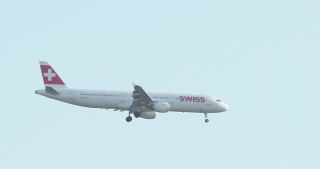 Link to Video | approach, slow motion, airplane, airliner, undercarriage, sky, landing