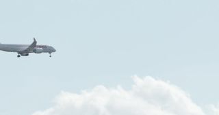 Link to Video | approach, slow motion, airplane, airliner, undercarriage, sky, landing