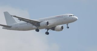 Link to Video | approach, slow motion, airplane, airliner, undercarriage, sky, landing