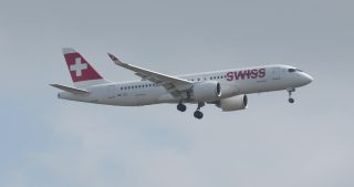 Link to Video | approach, airplane, Air Malta, sky, landing