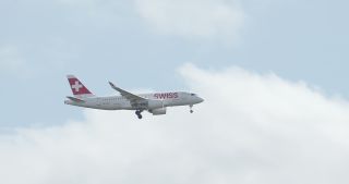 Link to Video | approach, airplane, Air Malta, sky, landing