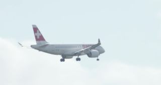 Link to Video | approach, slow motion, airplane, airliner, undercarriage, sky, landing