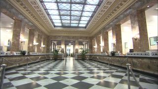 Link to Video | interior space, Full High Definition, bank building, UBS, 2008, confidentiality, color, bank, hall, skylight, Activities of head offices, lobby, historic building, Switzerland, Zürich, headquarters, banking industry, banking services