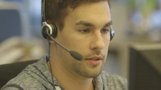 Link to Video | call centre agent, customer service, hotline, communication, businessperson, headset, alertness, Sennheiser, Full High Definition, office, business activity, 2014, color, bank, profession, face, call centre, business, speech, listening, work, service, telephony