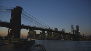 Link zum Video | Brooklyn Bridge, 2013, Vereinigte Staaten, Oktober 2013, Nordamerika, New York City