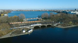Link to Video | Hamburg, big city, Full High Definition, Germany, color, 4K resolution, aerial shot, Hanseatic city, HDV