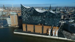 Link to Video | Hamburg, big city, Full High Definition, Germany, color, 4K resolution, aerial shot, Hanseatic city, HDV