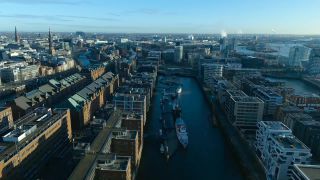 Link to Video | Hamburg, big city, Full High Definition, Germany, color, 4K resolution, aerial shot, Hanseatic city, HDV