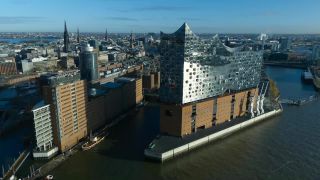 Link to Video | Hamburg, big city, Full High Definition, Germany, color, 4K resolution, aerial shot, Hanseatic city, HDV