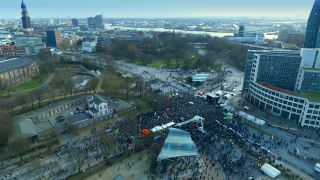 Link to Video | Hamburg, big city, Full High Definition, Germany, color, 4K resolution, aerial shot, Hanseatic city, HDV