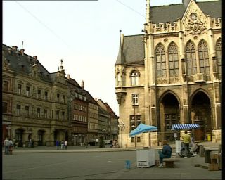 Link to Video | Fischmarkt, Thuringia, German Democratic Republic, Erfurt, 1990, old town, eastern Germany