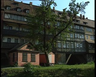 Link to Video | Thuringia, German Democratic Republic, Erfurt, 1990, Krämerbrücke, eastern Germany