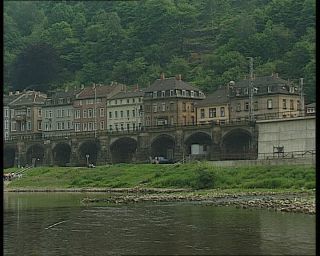 Link to Video | tourist destination, Saxony, maritime transport, Elbe, German Democratic Republic, 1990, color, standard-definition television, Elbe Sandstone Mountains, 1990s, tour boat ride, river, Betacam SP, eastern Germany