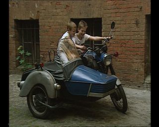 Link to Video | German Democratic Republic, 1990, Prenzlauer Berg, East Berlin, eastern Germany