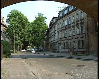 Link to Video | Saxony, architecture, German Democratic Republic, façade, 1990, Leipzig, building, working class quarter, eastern Germany