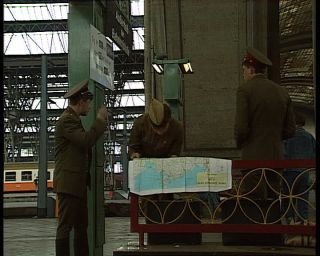 Link to Video | domestic roof construction, Saxony, German Democratic Republic, central station, Leipzig, dead-end station, railway station, train shed, eastern Germany