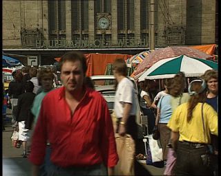 Link to Video | domestic roof construction, Saxony, German Democratic Republic, central station, Leipzig, dead-end station, railway station, train shed, eastern Germany