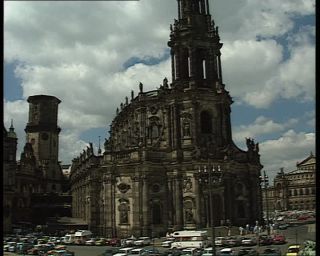 Link to Video | ruins, Saxony, Dresden Castle, German Democratic Republic, Dresden, 1990, ruinous, château, eastern Germany
